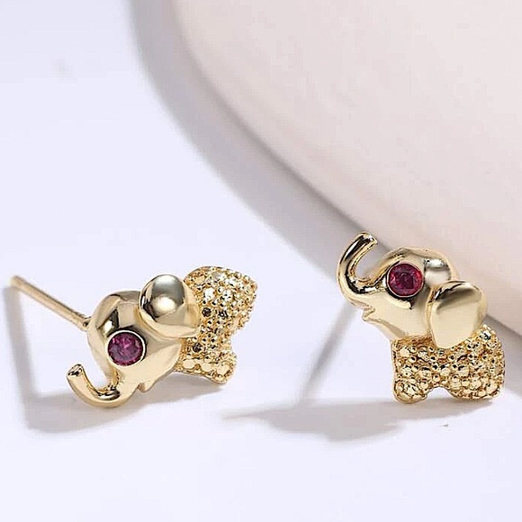 Stampd Jewelry - Gold 18K GP Elephant Stud Zircon Earrings